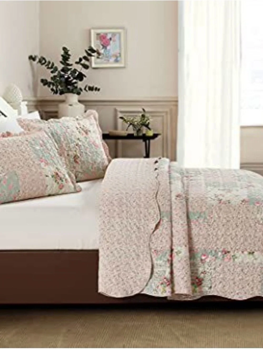 Floral Patchwork Quilted Bedspread Set in Blush and Mint